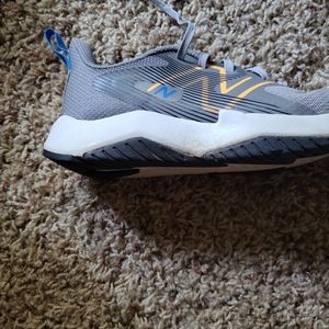 New Balance boys shoes size 2.5